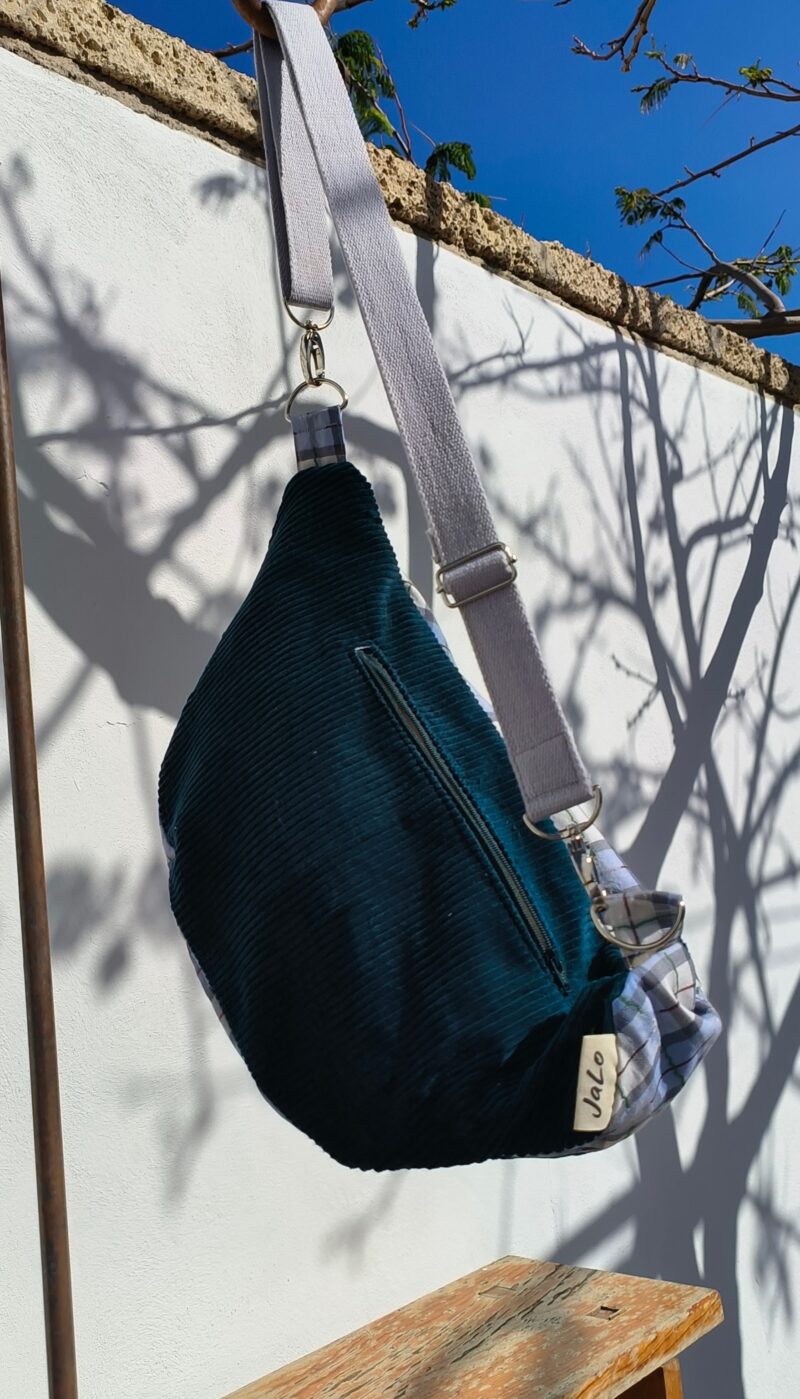 Upcycled Bumbag - Image 4