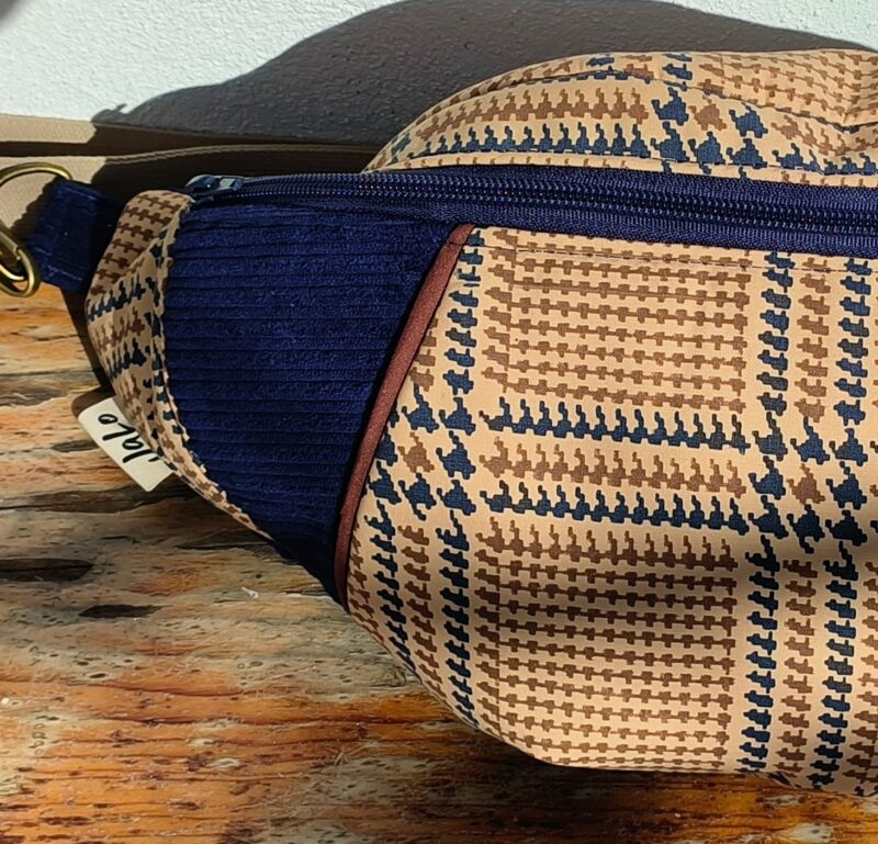 Upcycled Bumbag - Image 4
