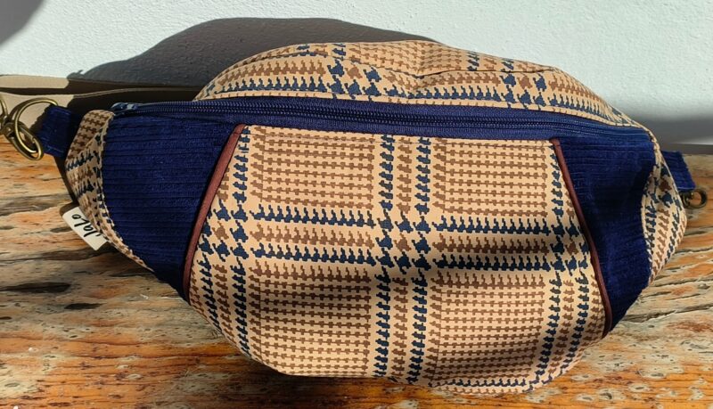 Upcycled Bumbag - Image 5